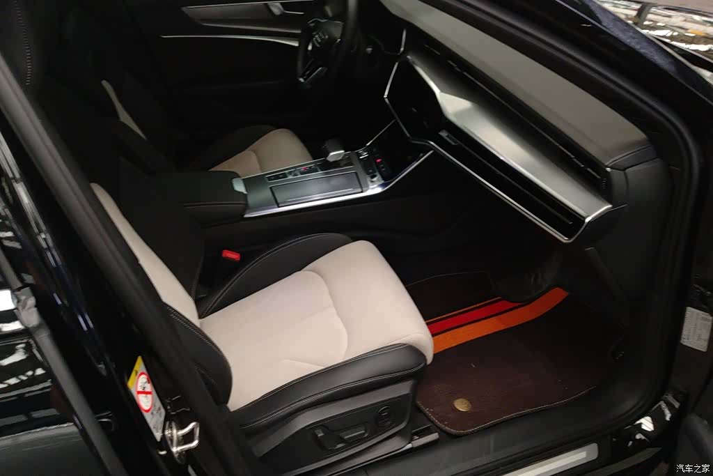Audi A6L, 2019 8