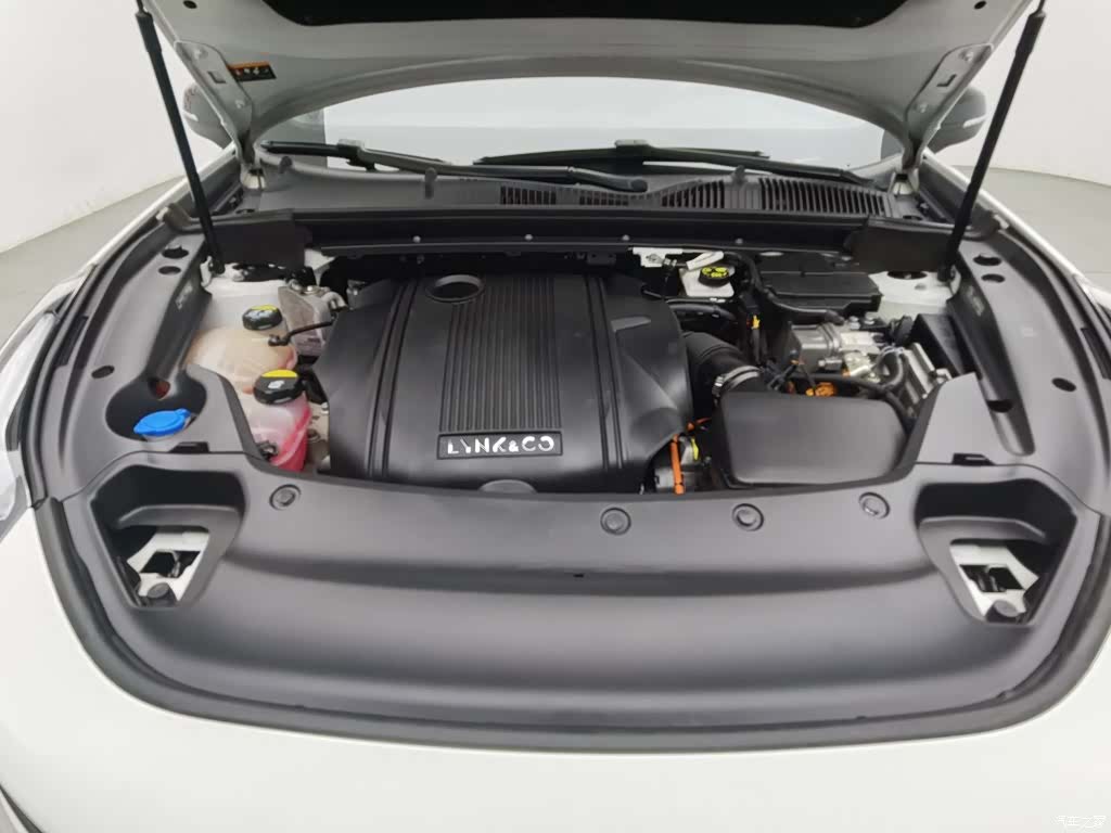 Lynk & Co 02, 2021 6