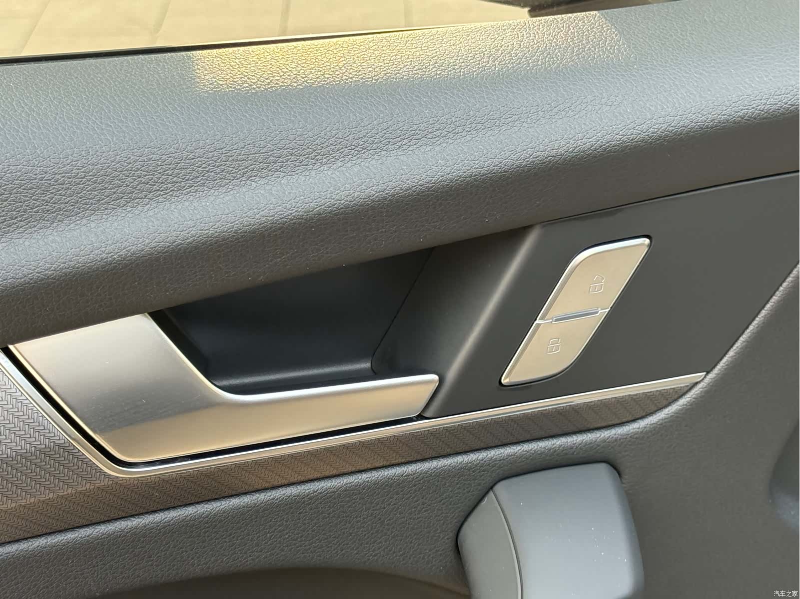 Audi Q5L, 2023 13