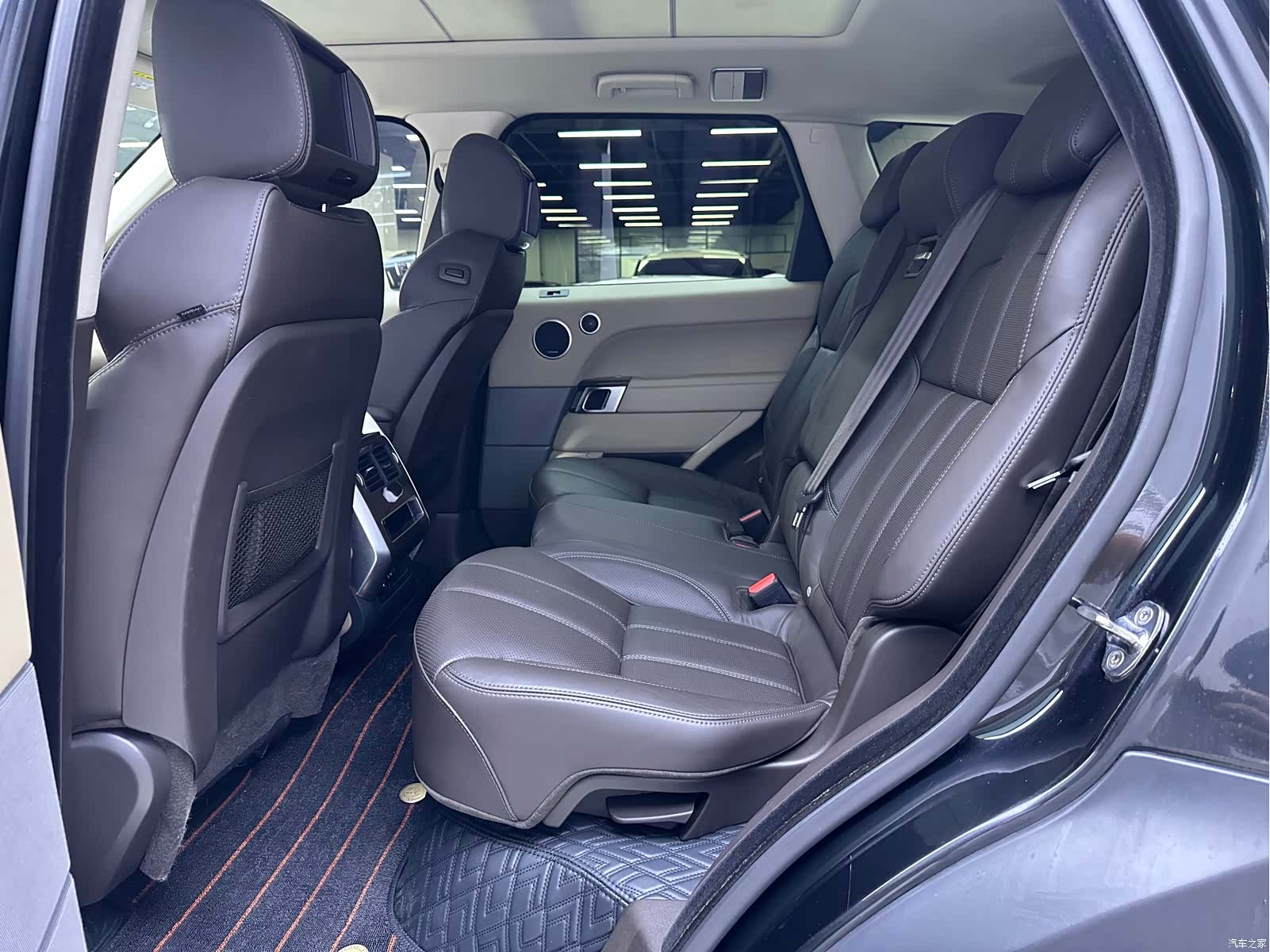 Land Rover Range Rover, 2015 11