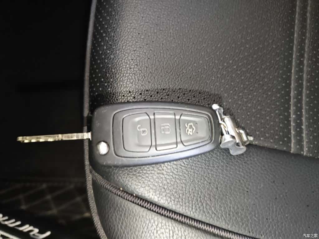 Ford Focus, 2016 9