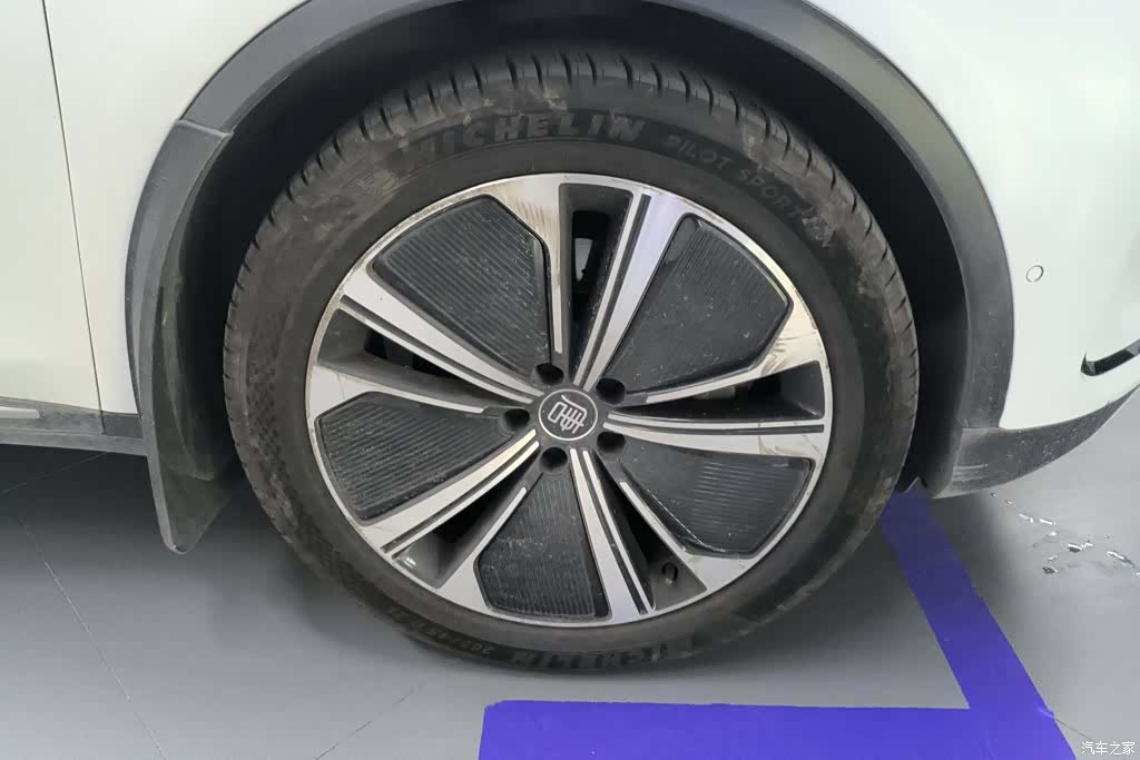 BYD Tang, 2023 6