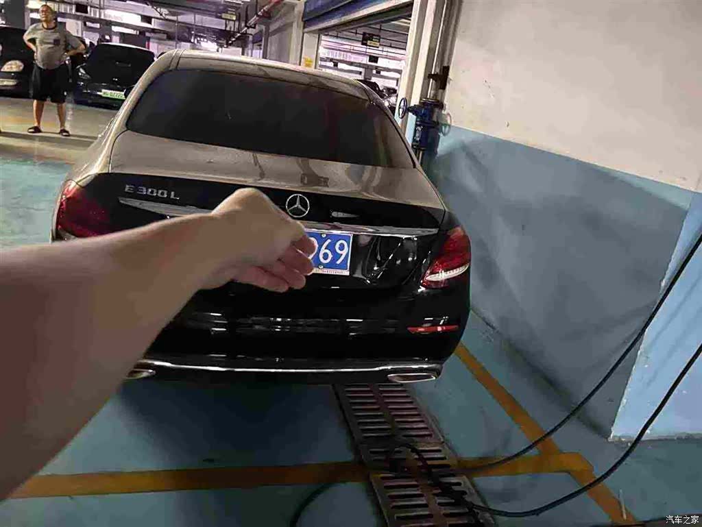 Mercedes-Benz E-Class, 2018 3