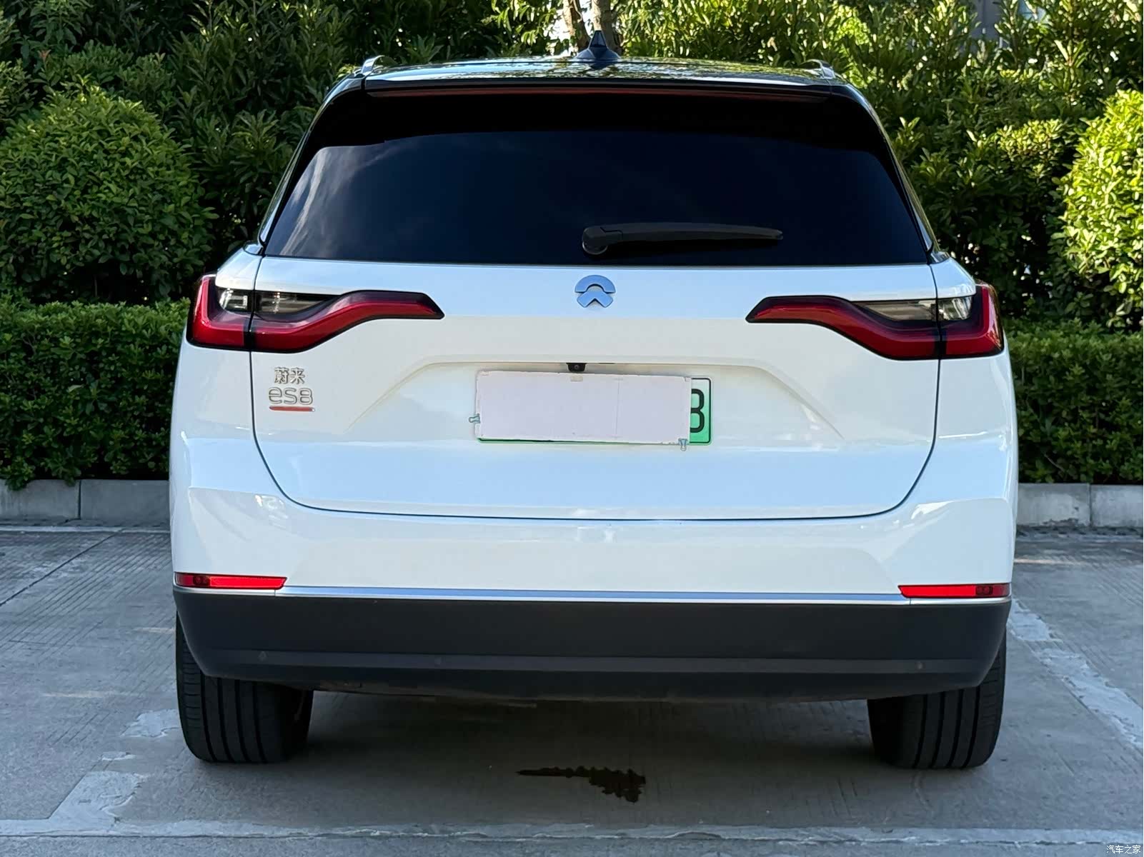 NIO ES8, 2022 4