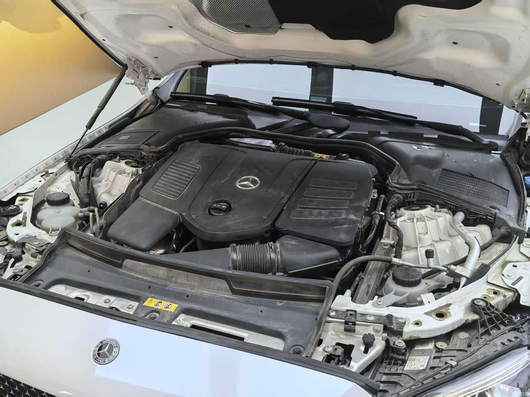 Mercedes-Benz C-Class, 2023 27