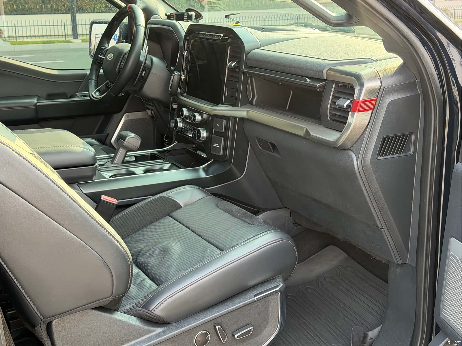 Ford F-150, 2023 8