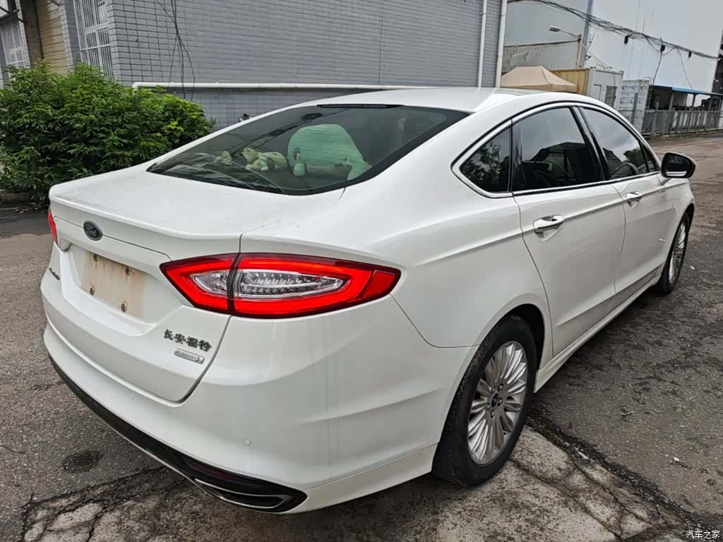 Ford Mondeo, 2016 7