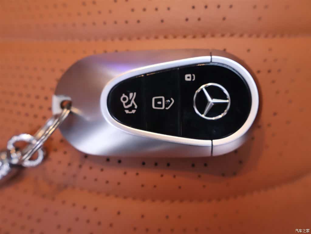 Mercedes-Benz S-Class, 2023 26