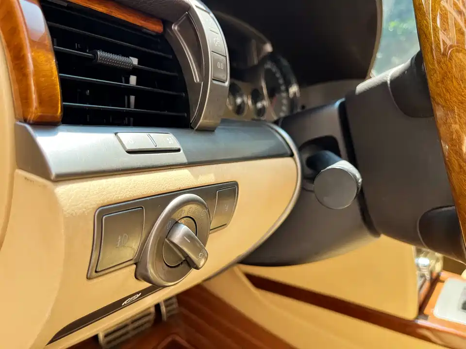 Volkswagen Phaeton
