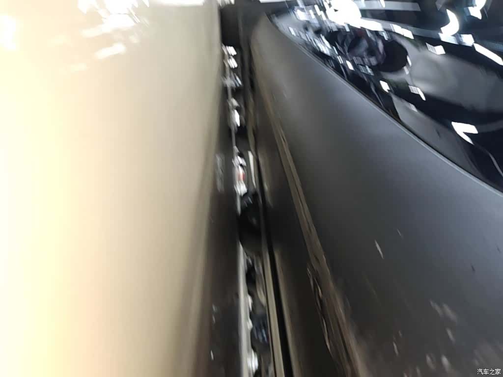 Tesla Model Y, 2022 22