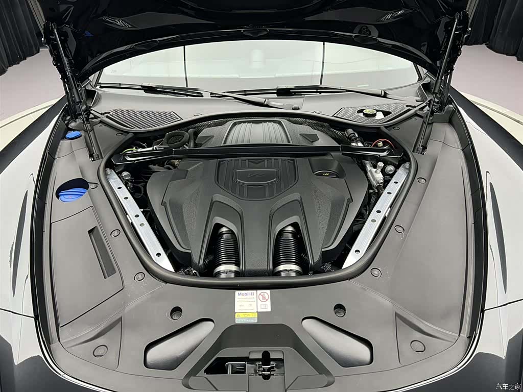 Porsche Panamera, 2024 10