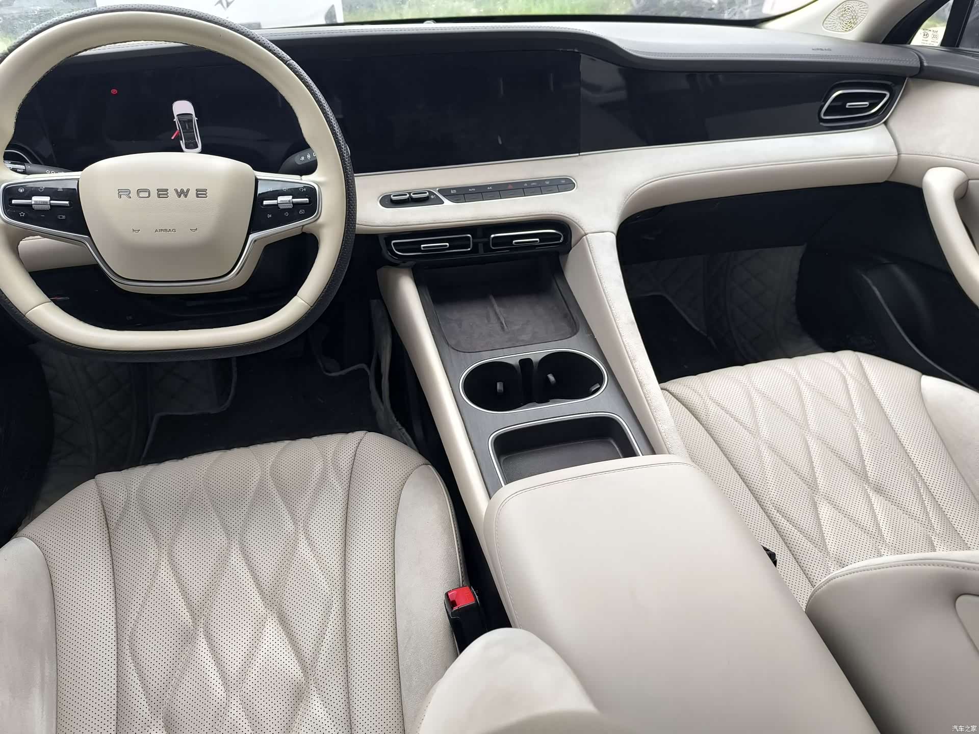 Roewe D7, 2024 все фото