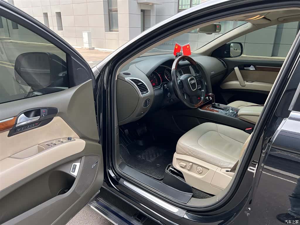 Audi Q7, 2008 6