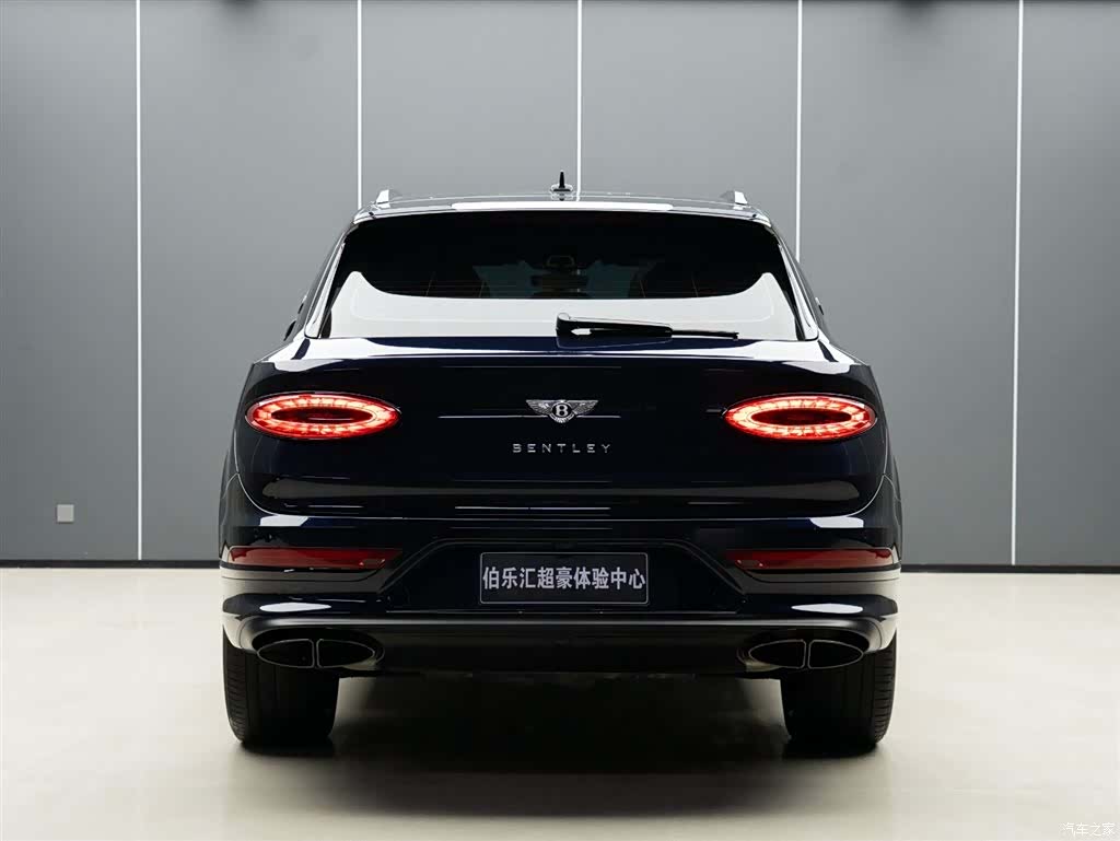 Bentley Bentayga, 2025 7