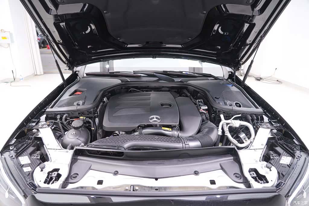 Mercedes-Benz E-Class, 2022 12