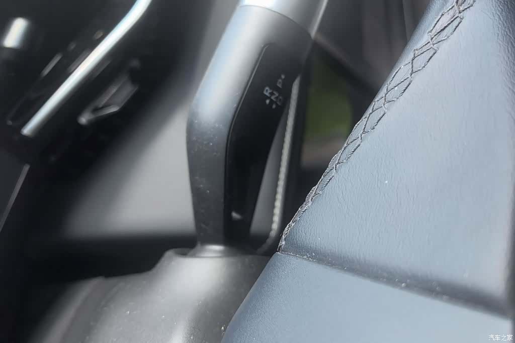 Geely Galaxy L6, 2024 16