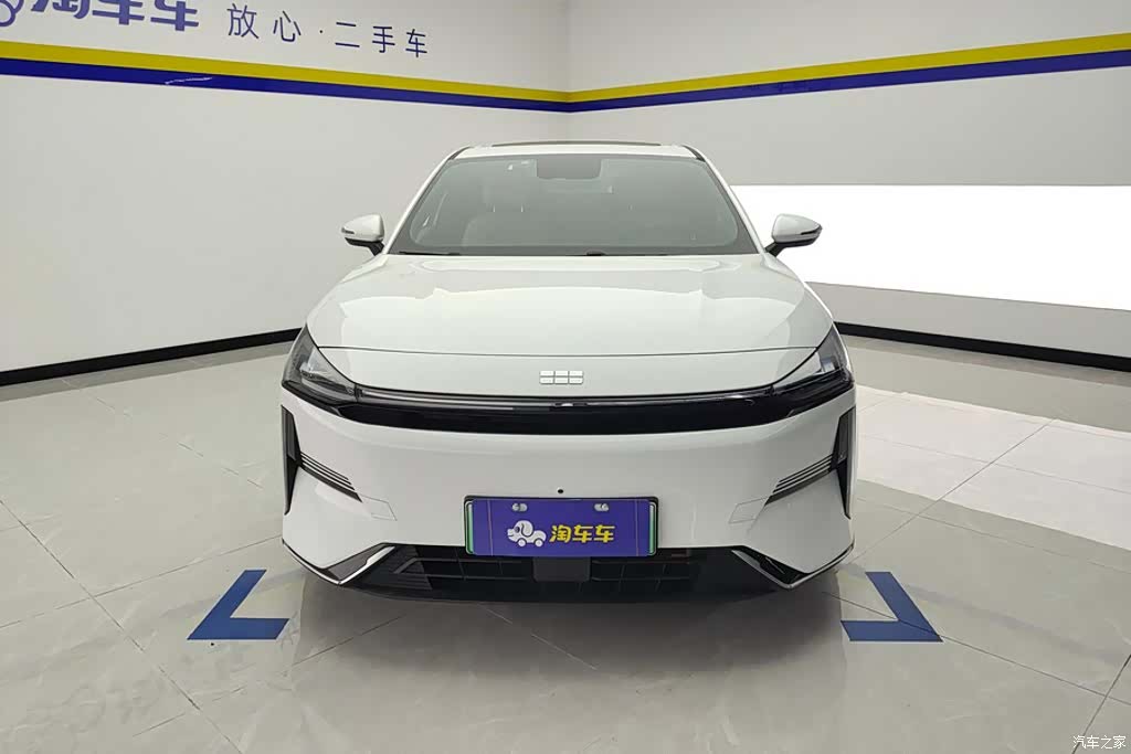Geely Galaxy L6, 2023 2