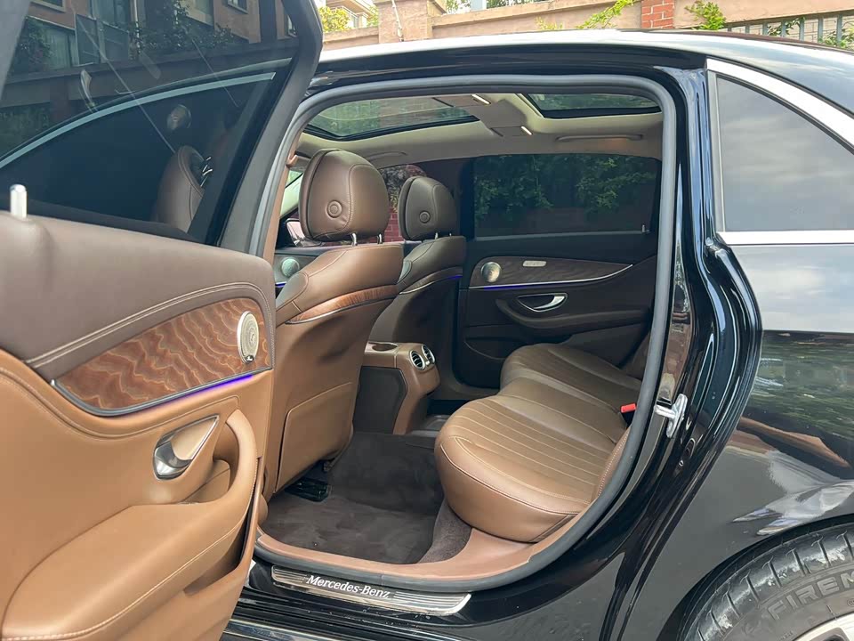 Mercedes-Benz E-class Mercedes-Benz E-class