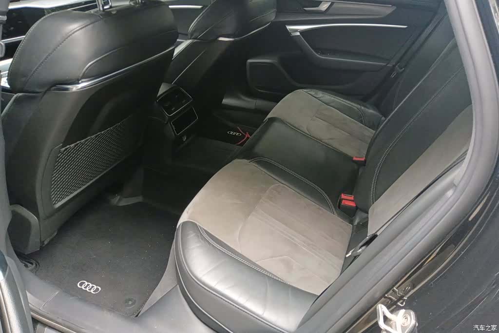 Audi A6L, 2022 11