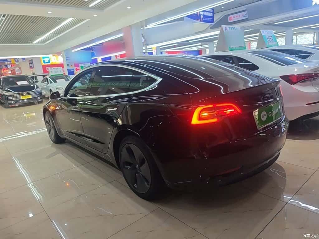 Tesla Model 3, 2020 все фото