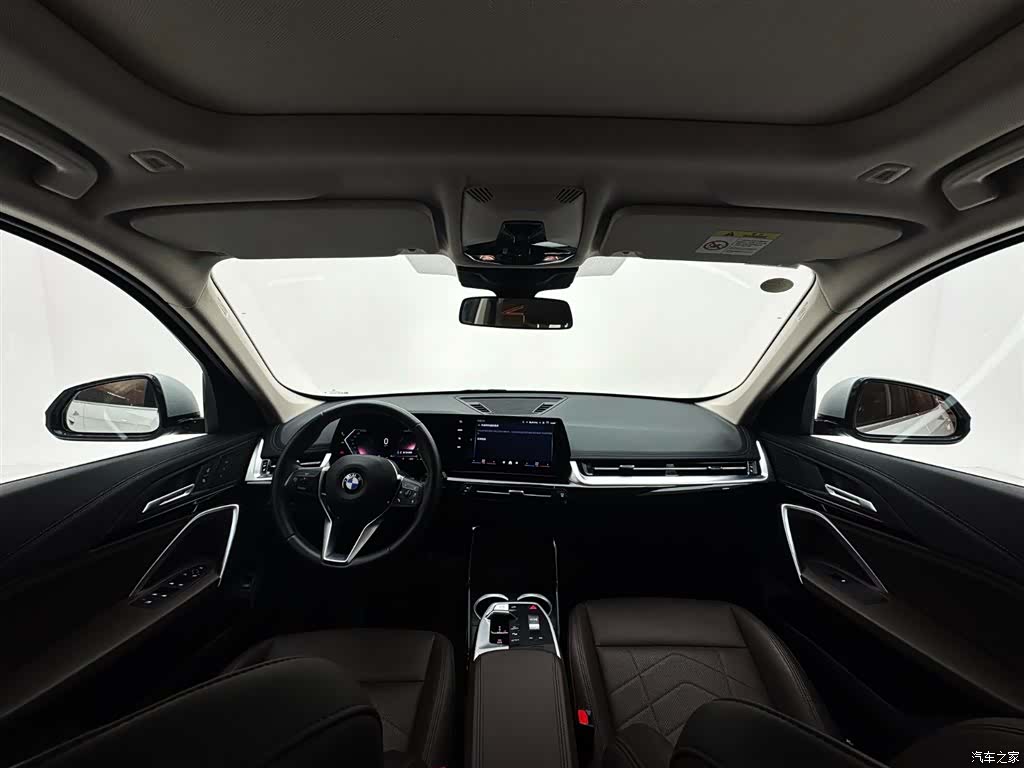 BMW X1, 2023 10