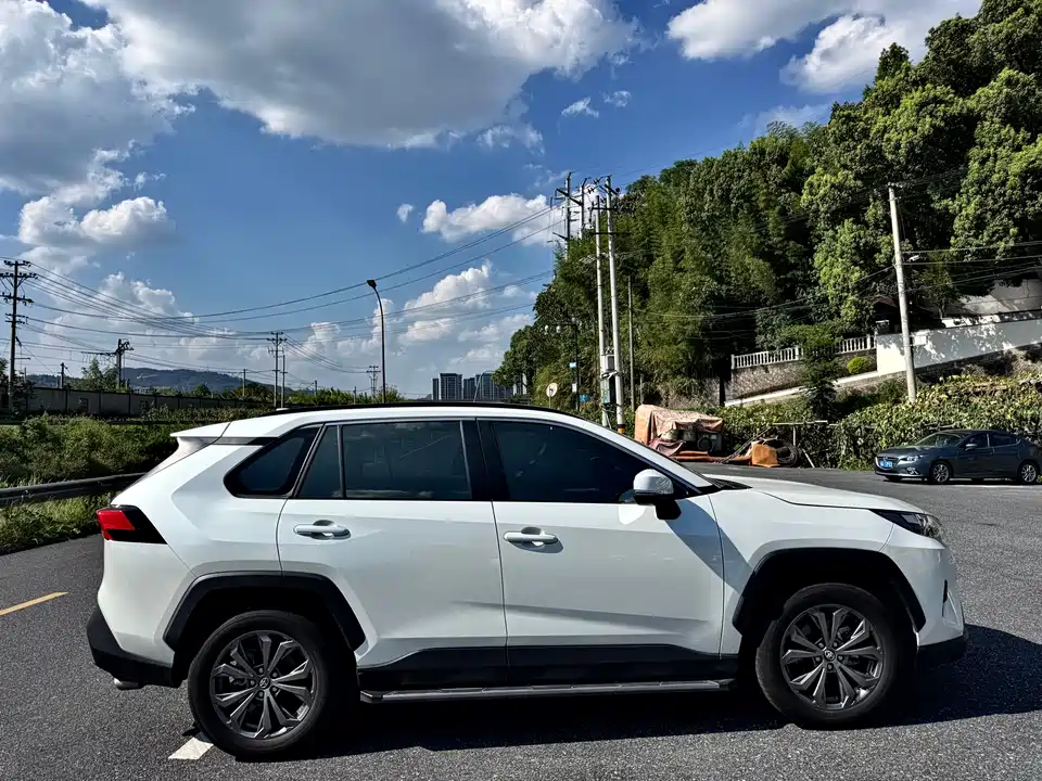 Toyota RAV4 Rongfang Toyota RAV4 Rongfang