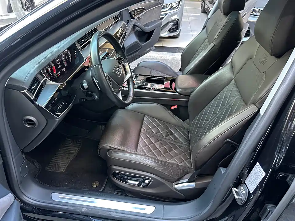 Audi A8 Audi A8