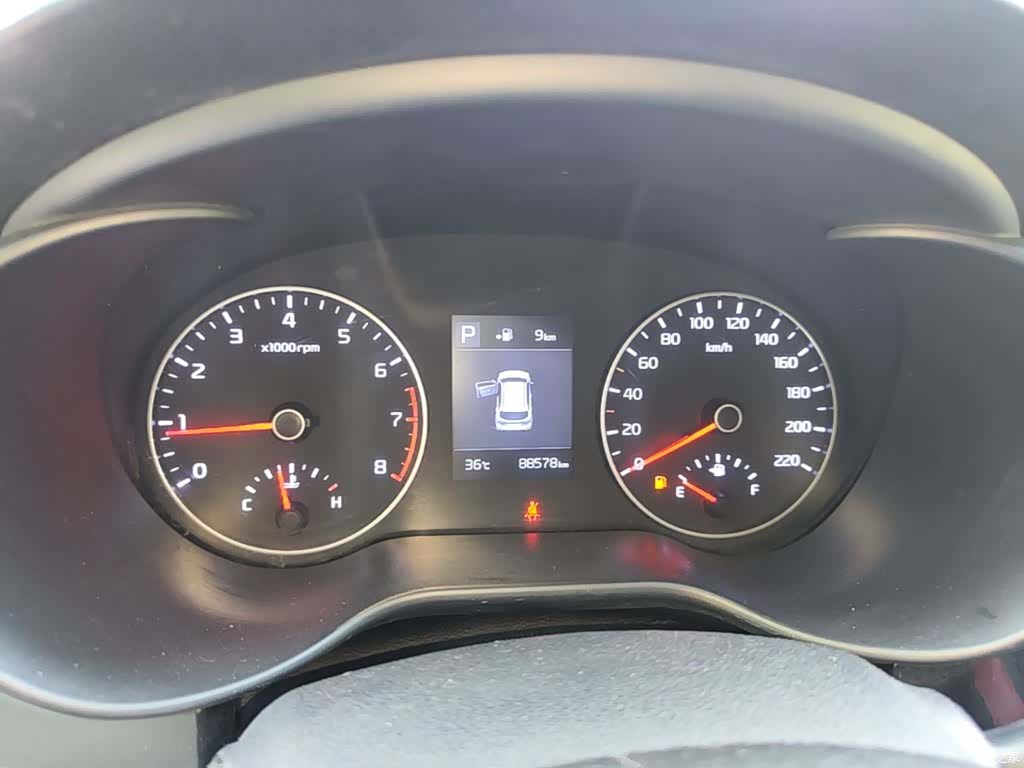 Kia KX, 2018 12