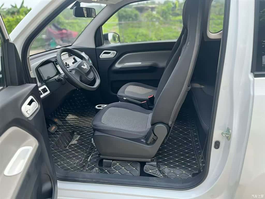 Wuling MINIEV, 2021 9