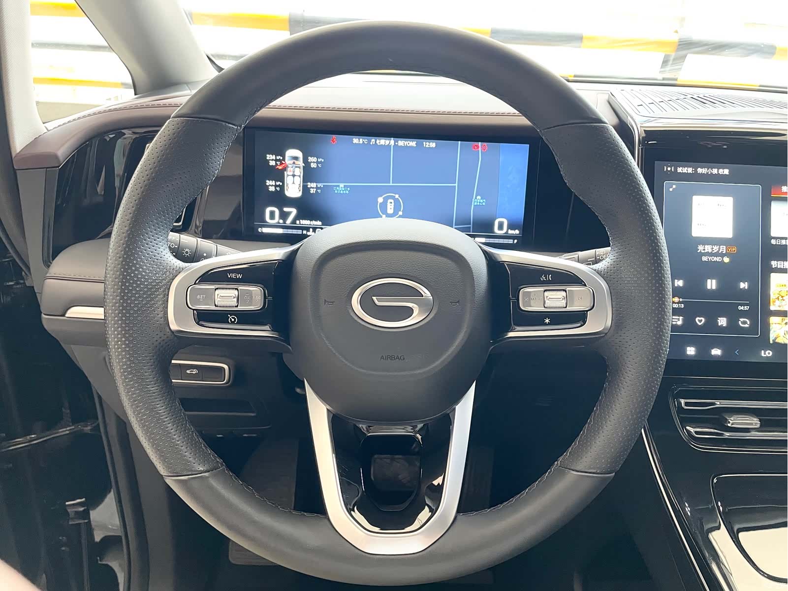 Trumpchi M8, 2024 11