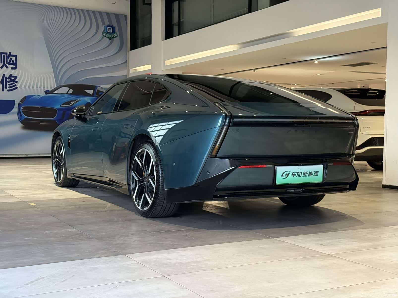 Xpeng P7, 2025 9