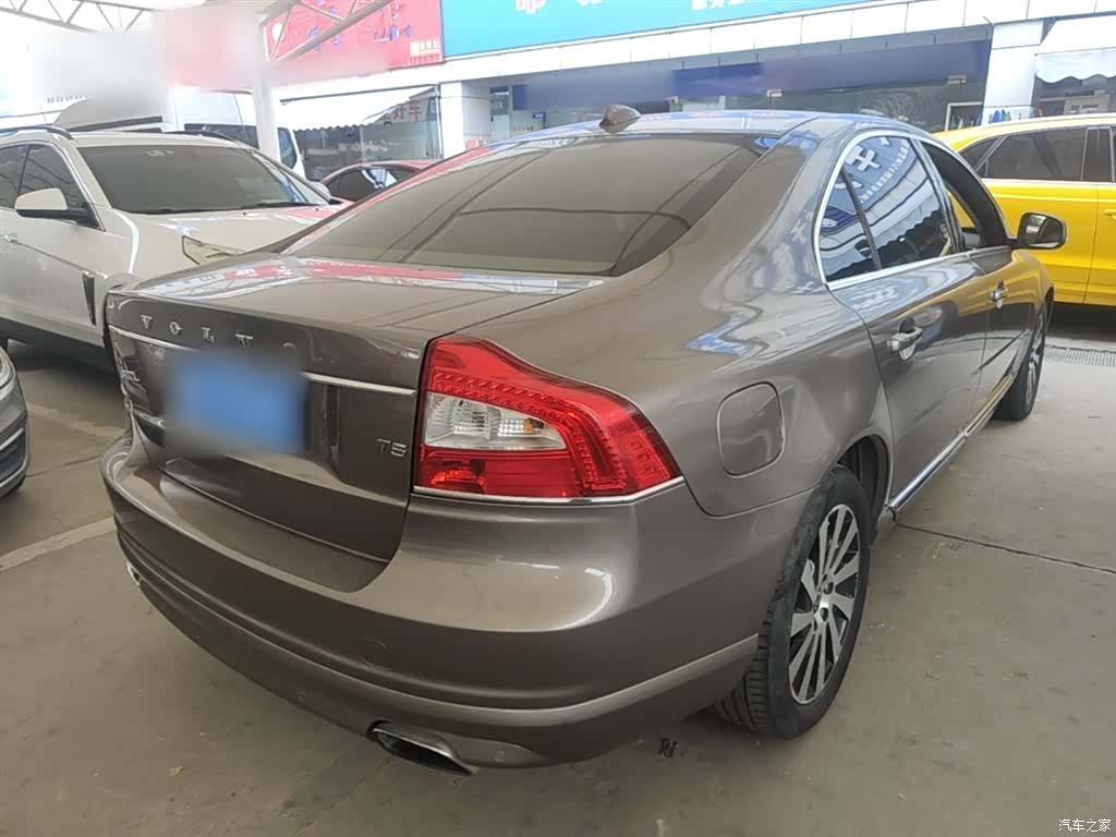 Volvo S80, 2015 7