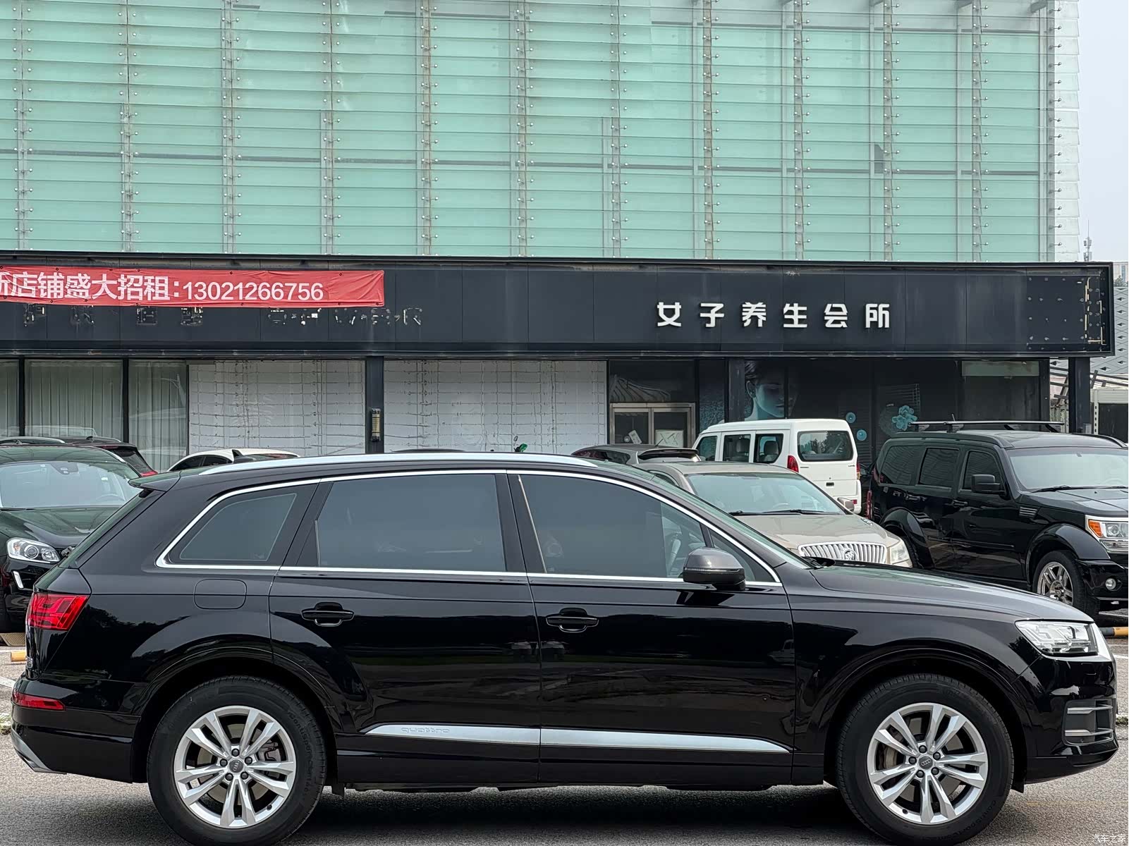 Audi Q7, 2018 все фото