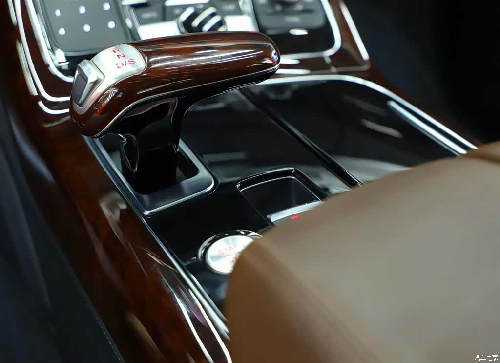 Audi A8L, 2012 12