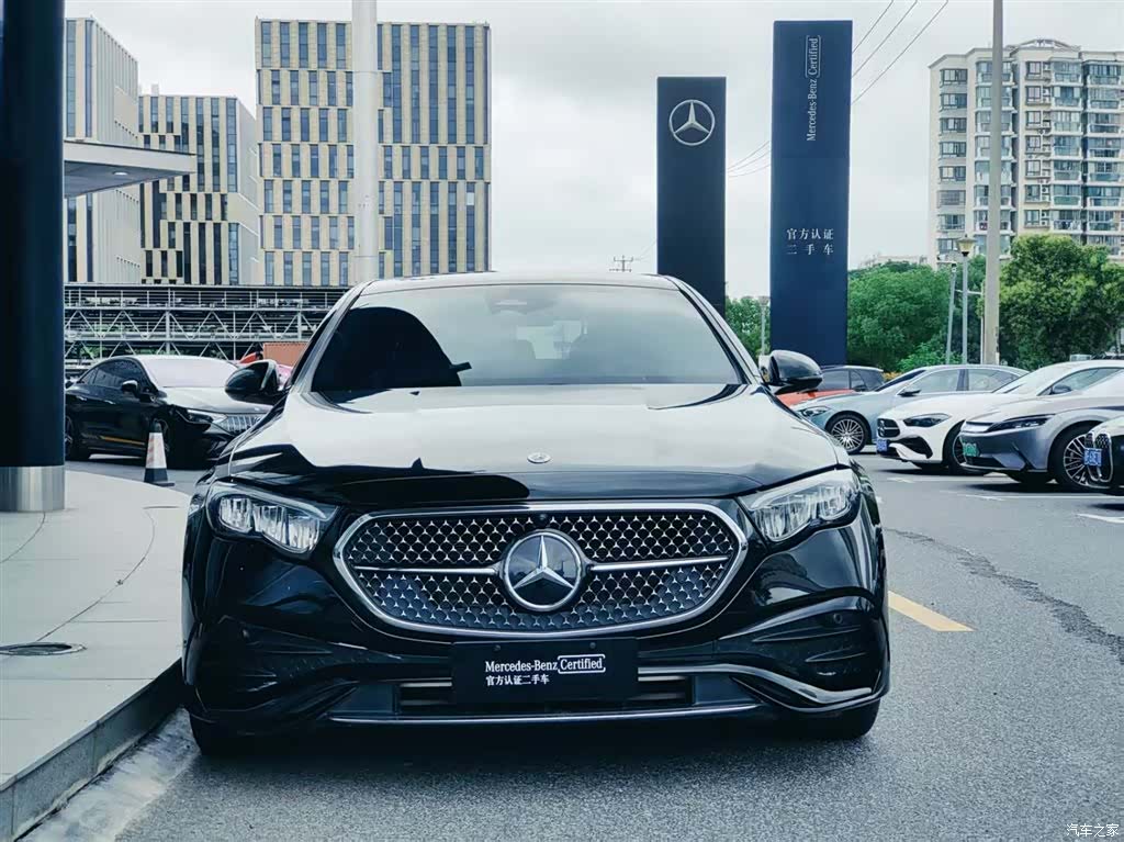 Mercedes-Benz E-Class, 2024 2