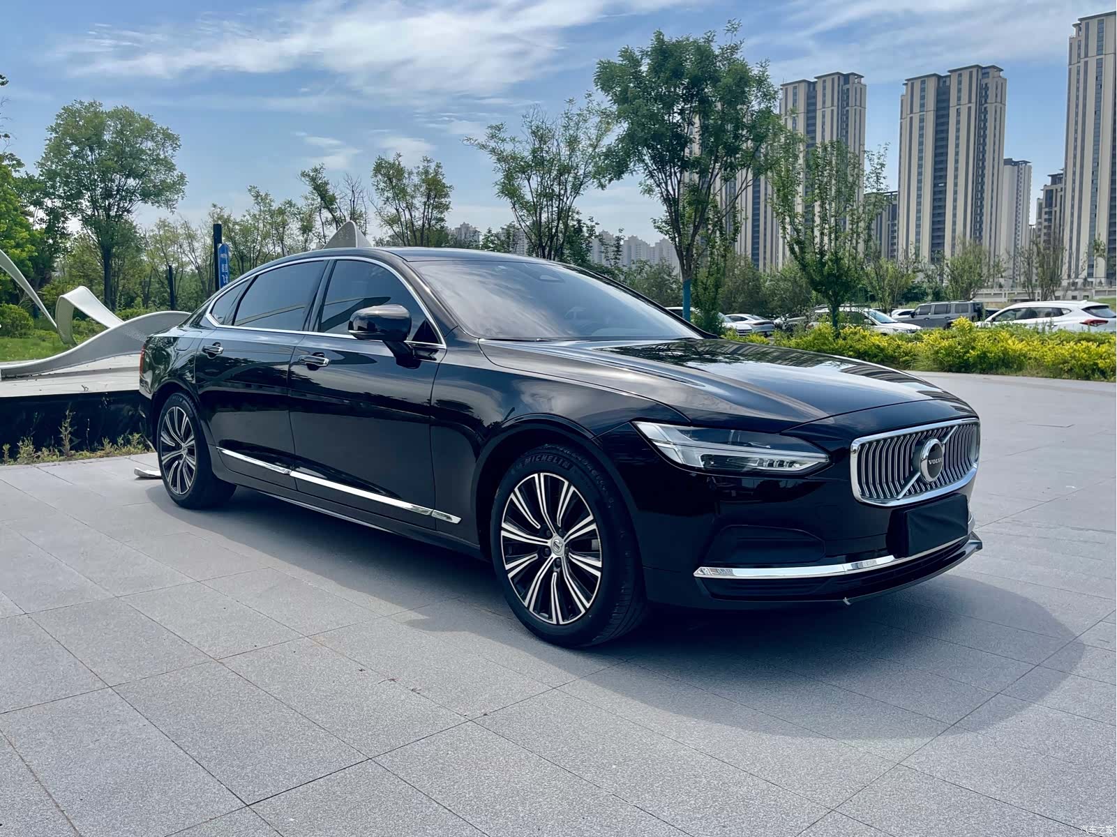 Volvo S90, 2022 3