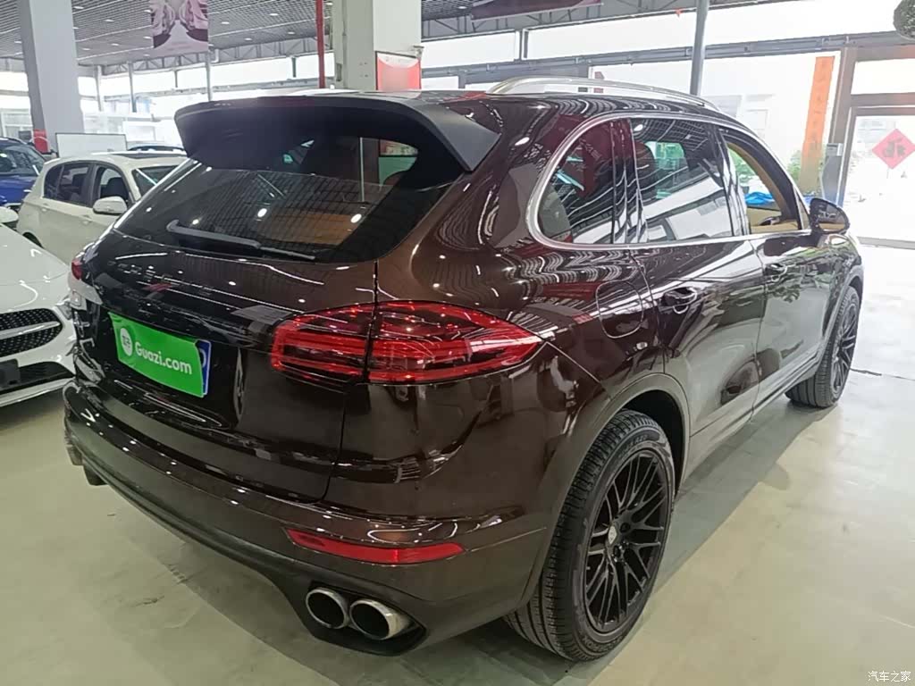 Porsche Cayenne, 2017 все фото