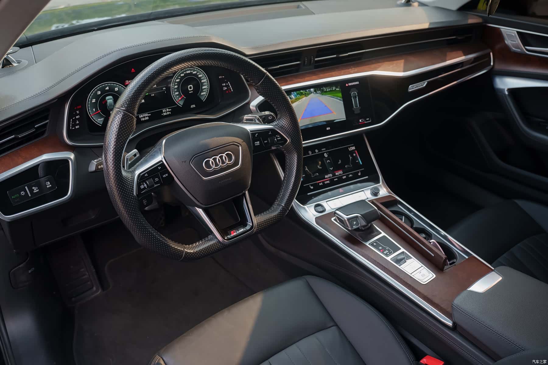 Audi A6, 2021 11