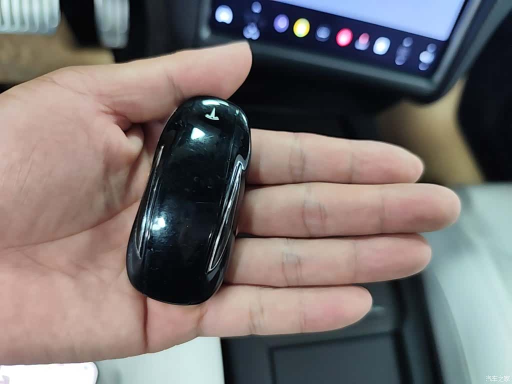 Tesla Model X, 2019 9