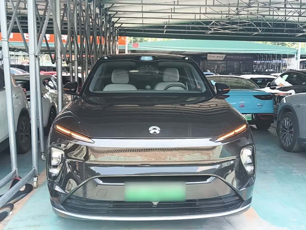 NIO ES8, 2023 3
