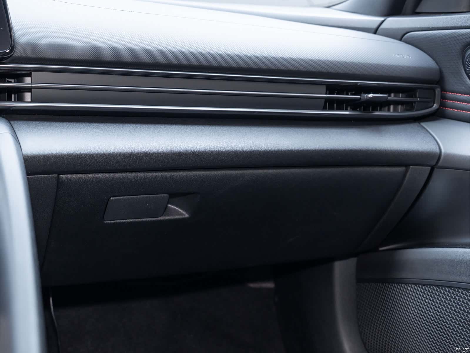 Hyundai Elantra, 2023 15