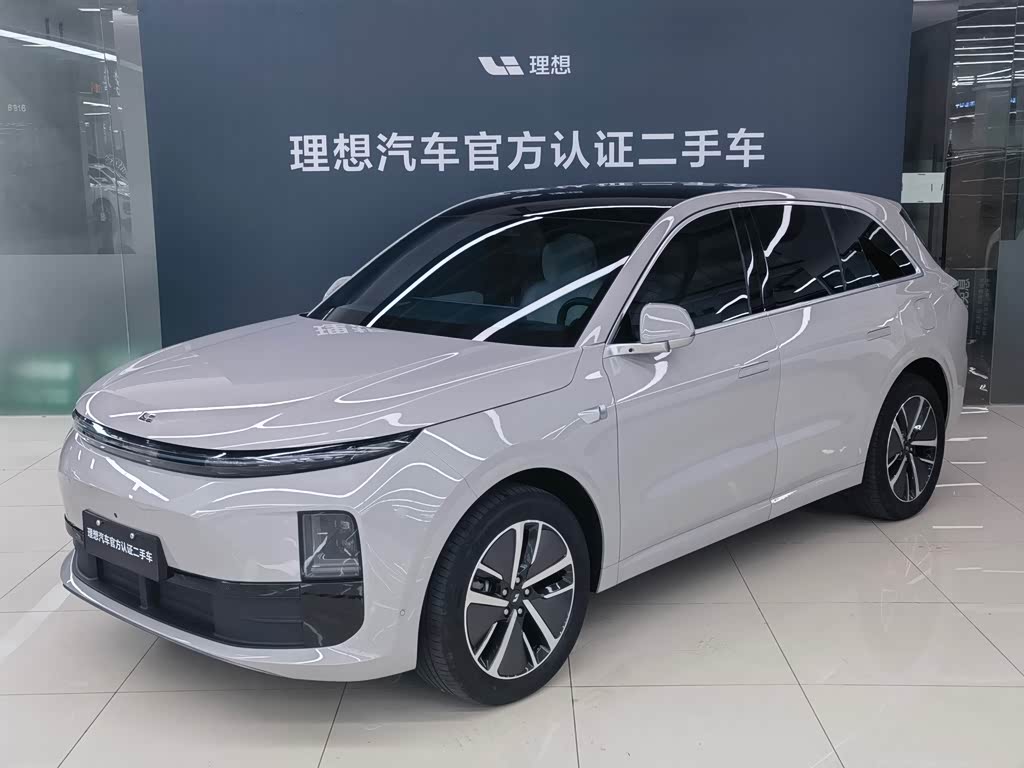 Li Auto L6