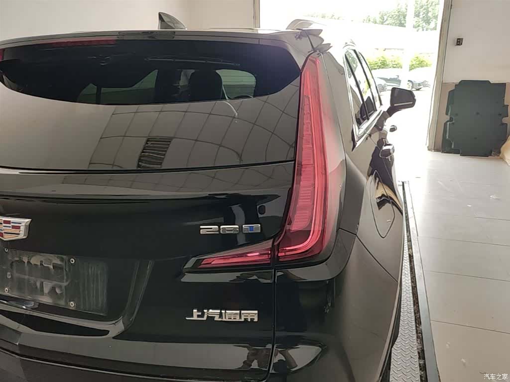 Cadillac XT4, 2022 8