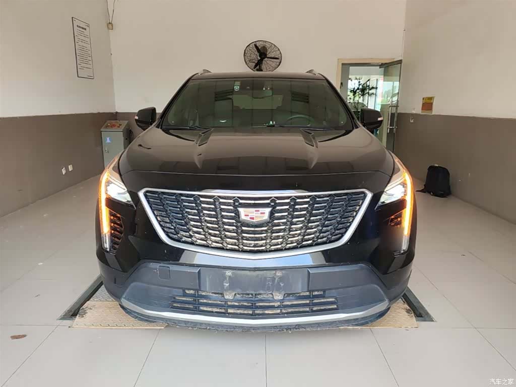 Cadillac XT4, 2022 3