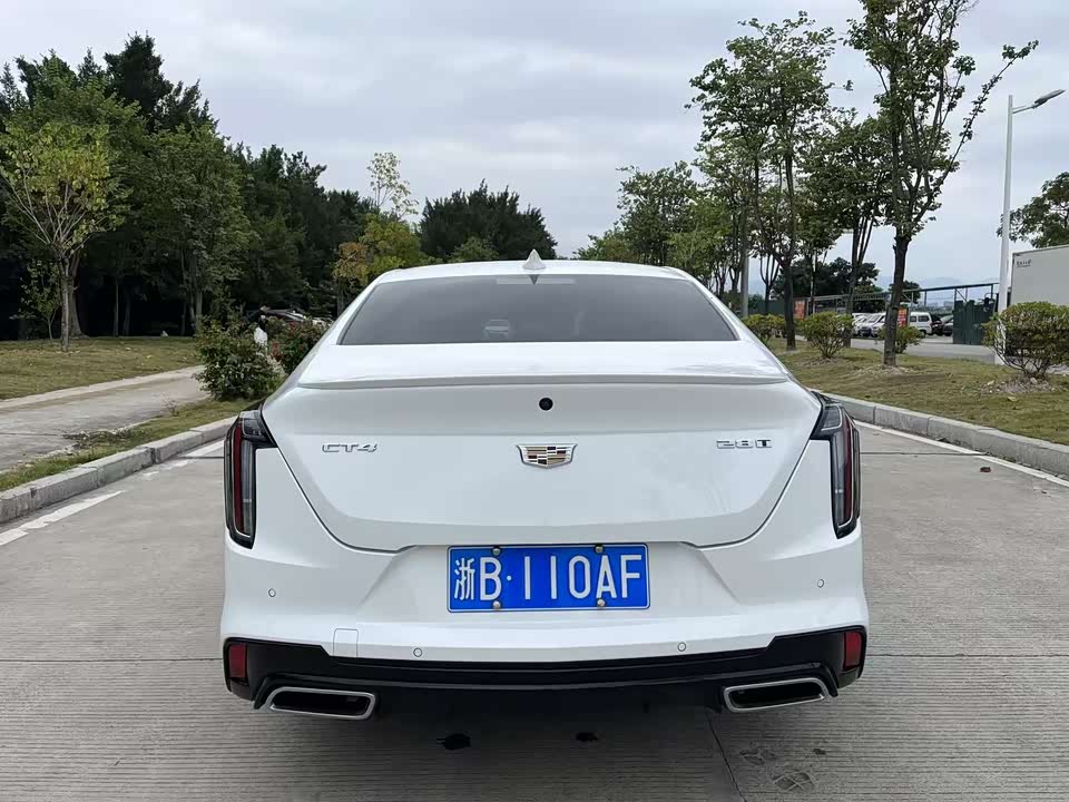 Cadillac CT4
