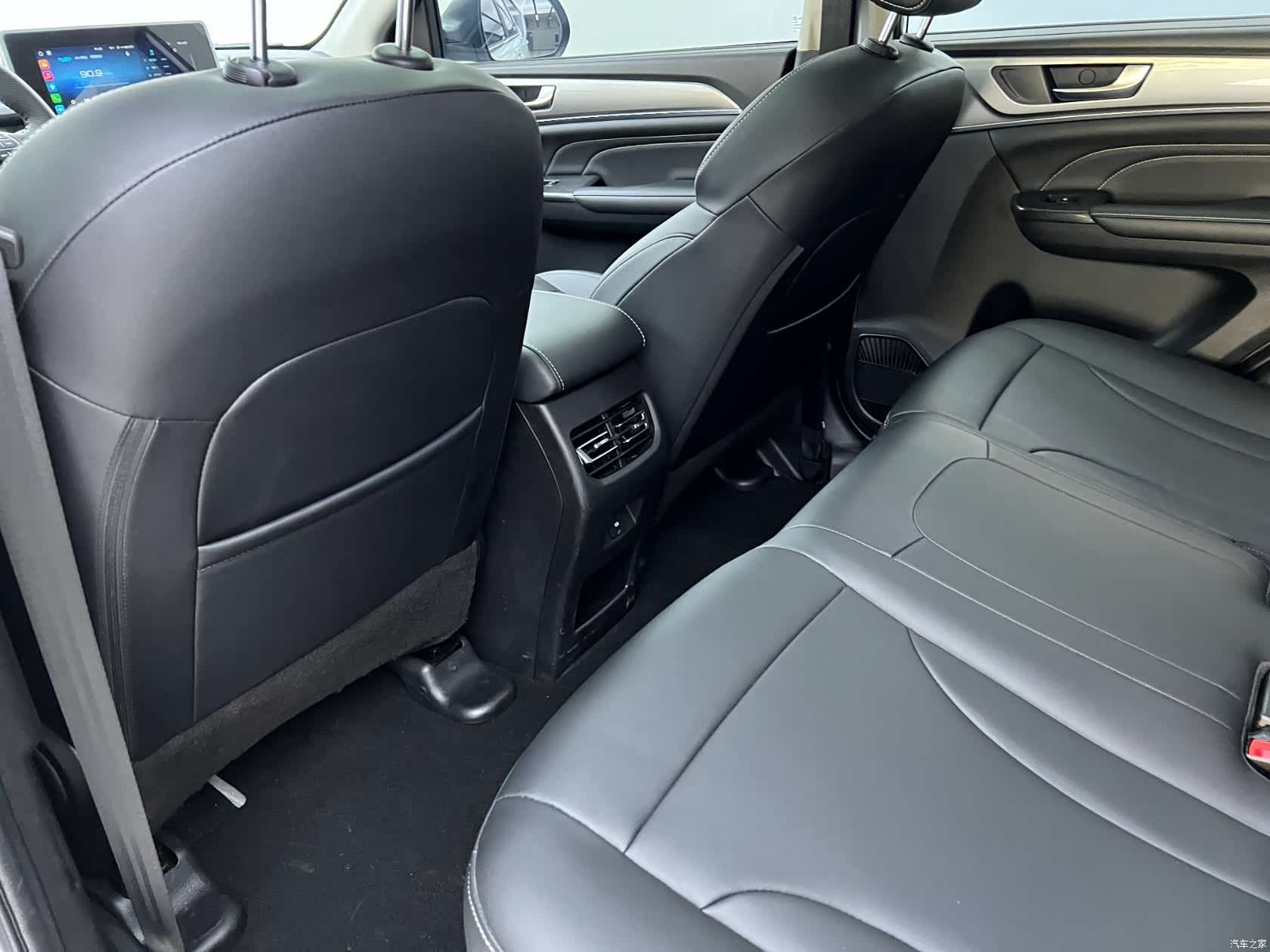 Haval M6, 2022 15