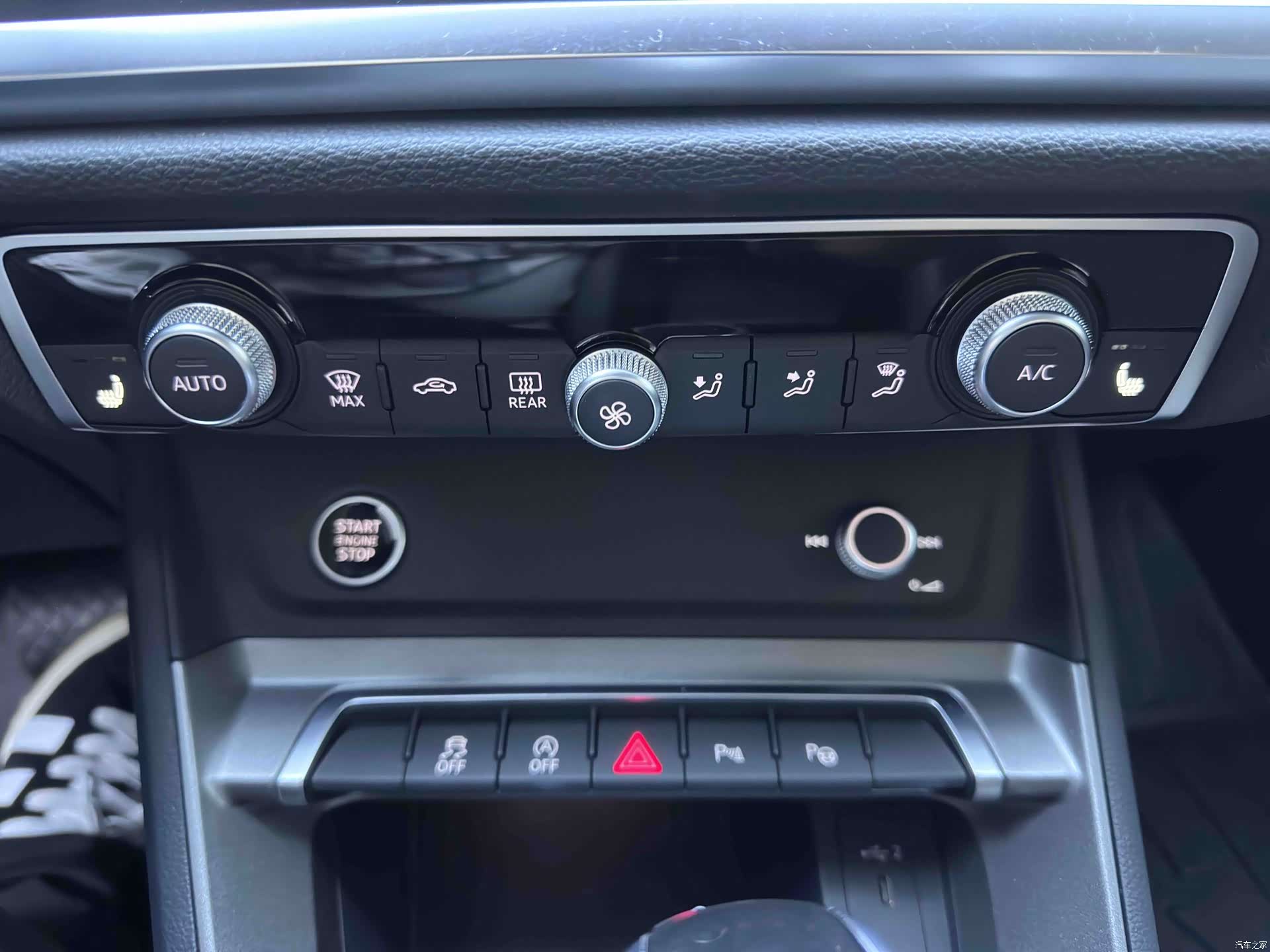 Audi Q3, 2023 16