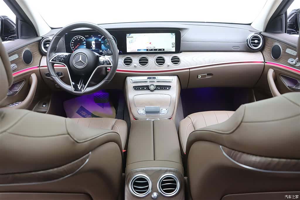 Mercedes-Benz E-Class, 2021 24