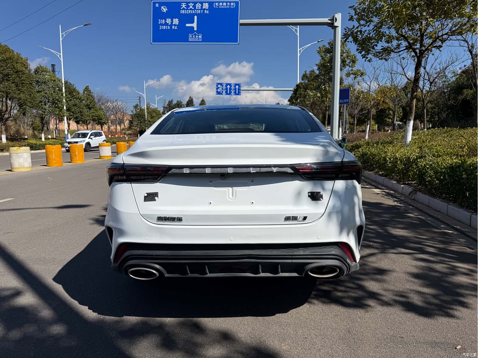 Geely Binray, 2024 8