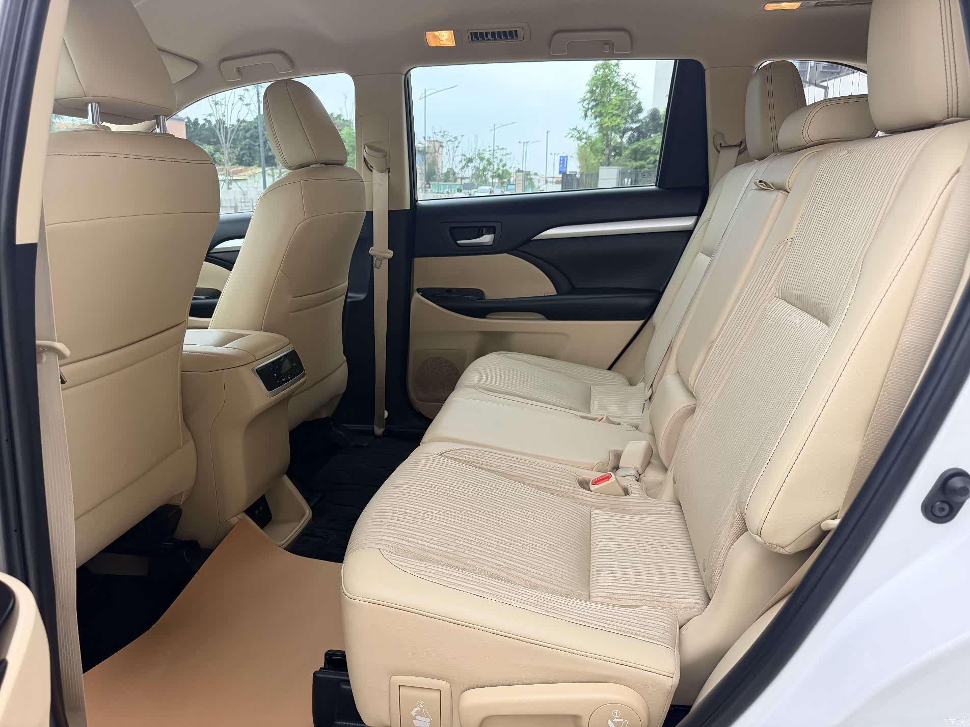 Toyota Highlander, 2020 11